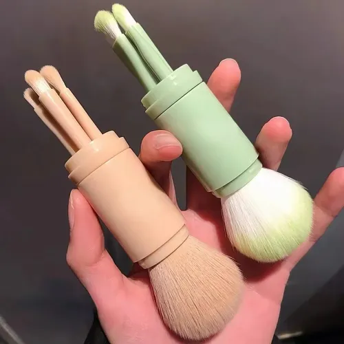Retractable 4 in 1 Portable Makeup Brush Set 